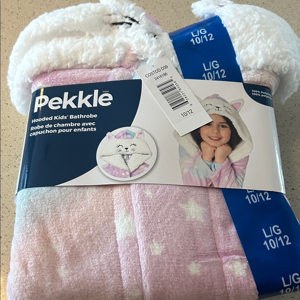 Pekkle Hooded Kids' Bathrobe x2 robes. NEW